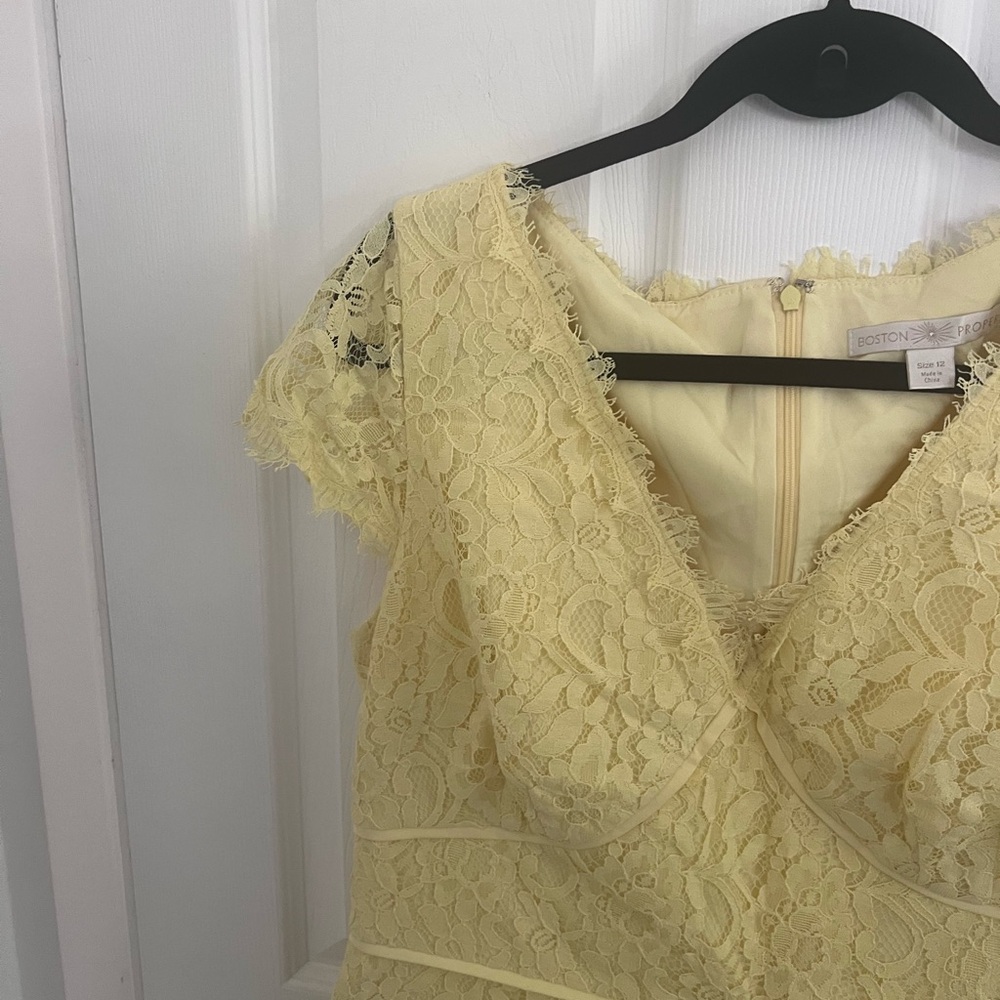 Boston Proper Pale Yellow Lace Midi Dress - Picture 3 of 9